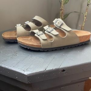 Cute three strap Birks